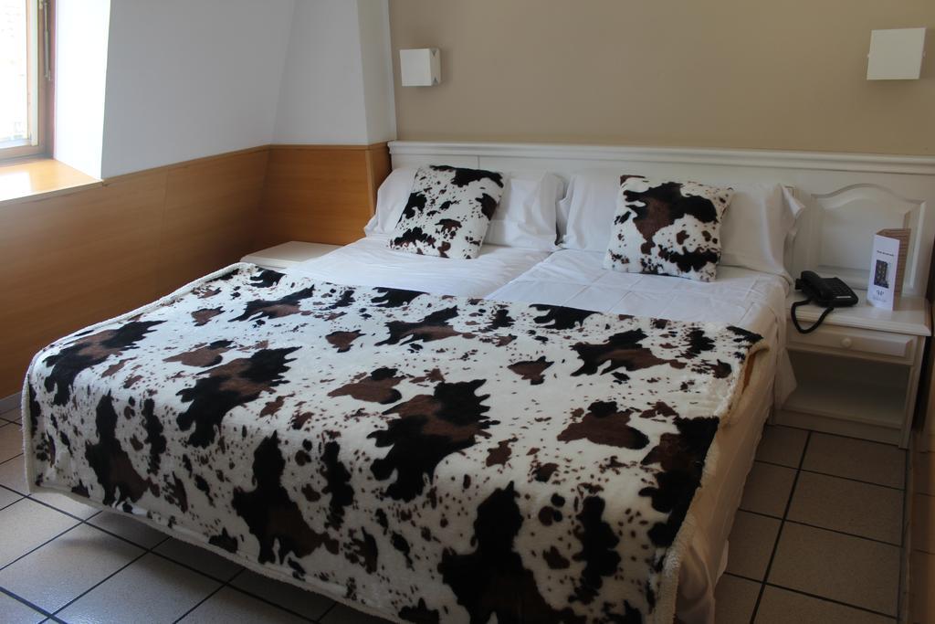 Hotel Pitiusa อันดอร์รา ลา เวลลา ภายนอก รูปภาพ